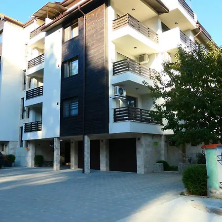 Nikol 2 Deluxe Apartment Velingrad Exterior photo